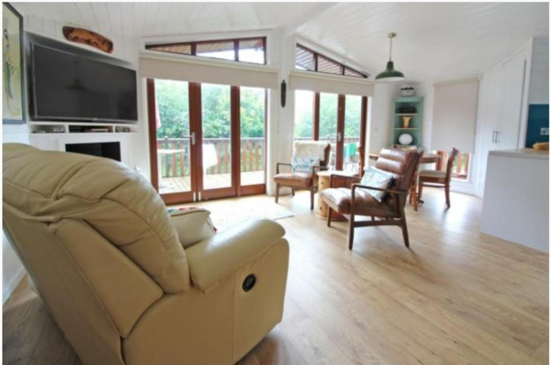 Astbury Falls Luxury Retreats Eardington Экстерьер фото