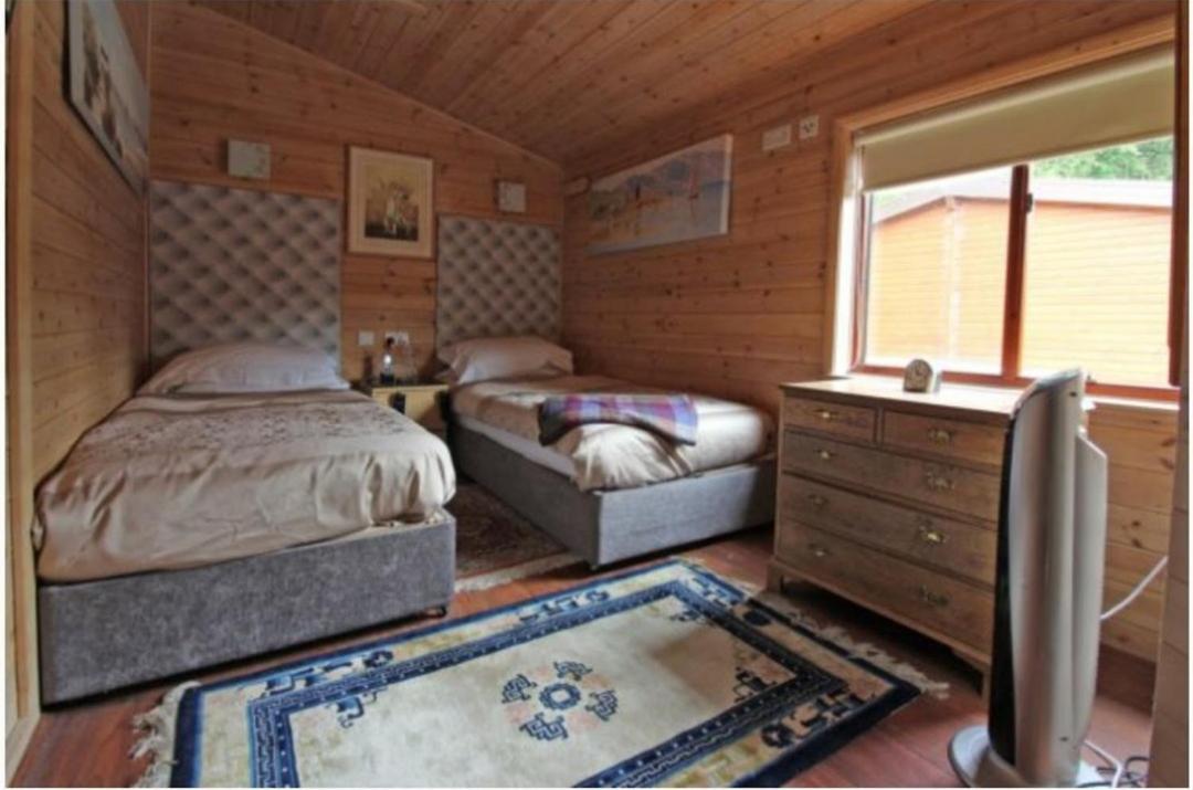 Astbury Falls Luxury Retreats Eardington Экстерьер фото